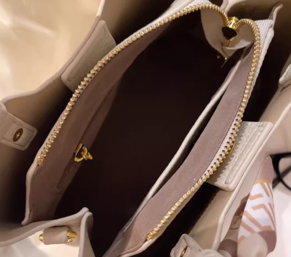 Leather handbag - Image 6