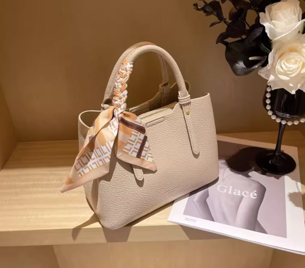 Leather handbag - Image 3